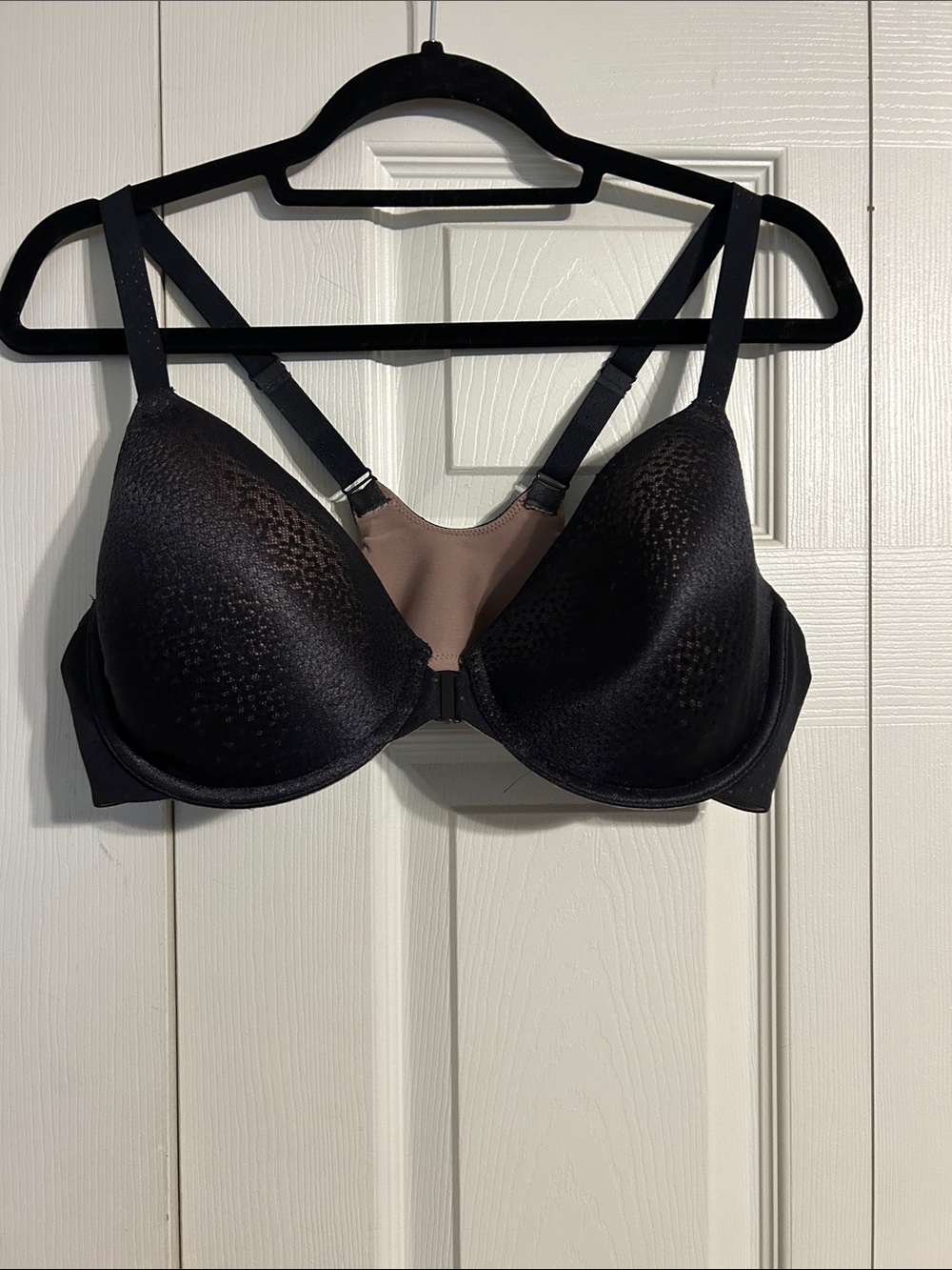 Wacoal Size 38D Black Nude Underwire Front-Closure Bra Adjustable Lined Lace